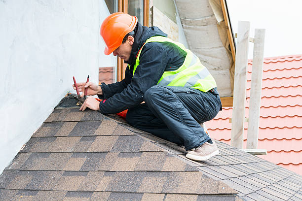 Best Commercial Roofing Services  in Raymond, WA