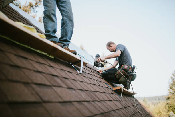 Best Flat Roof Repair Services  in Raymond, WA